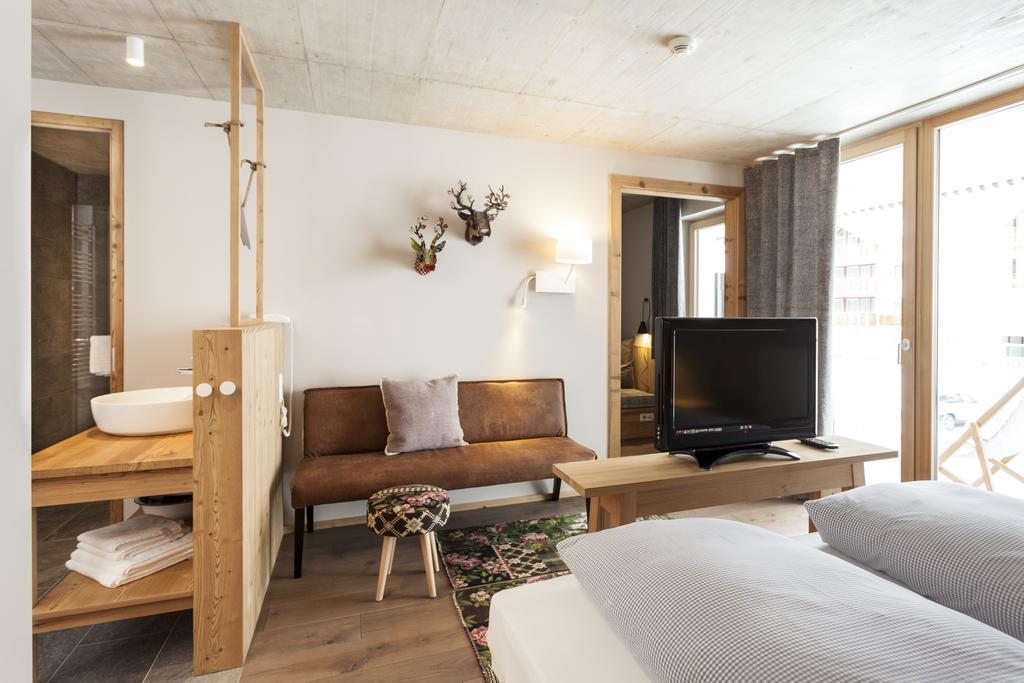 Langtaufererhof Hotell Melago Eksteriør bilde